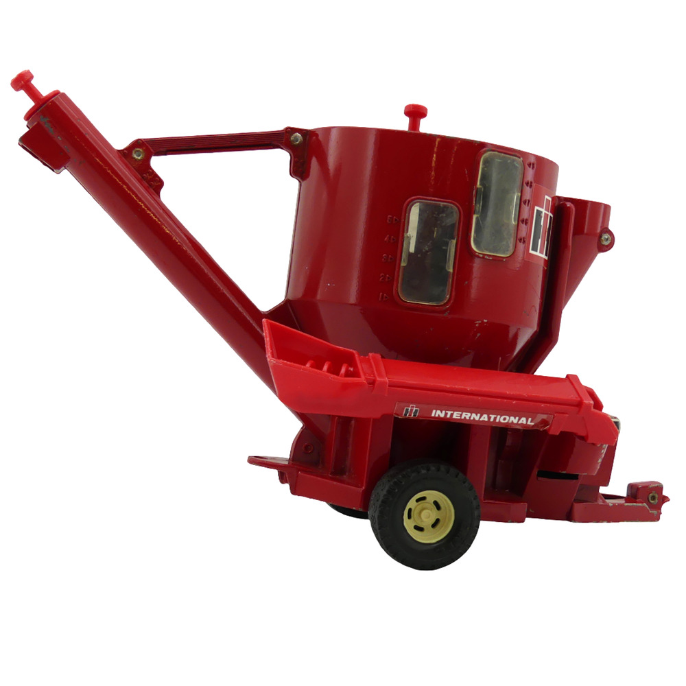 Vintage ERTL International Mixer Mill Red Die-Cast Grain Auger Farm Toy Wagon